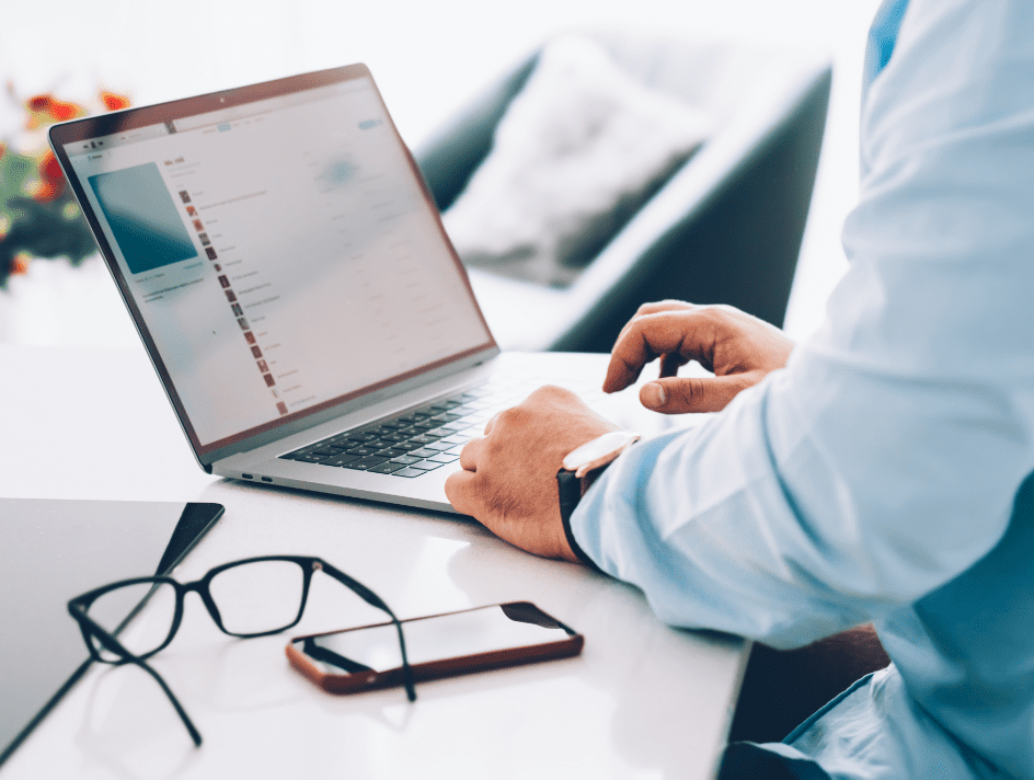 Generic laptop picture